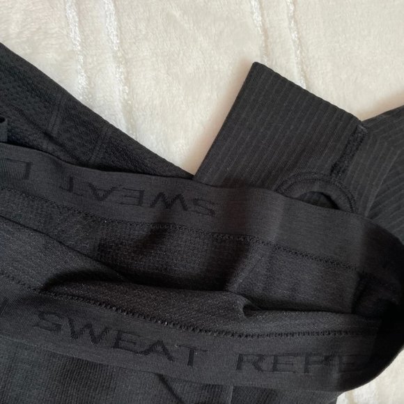 lululemon black swiftly 2.0 long sleeve regular length - Picture 4 of 5